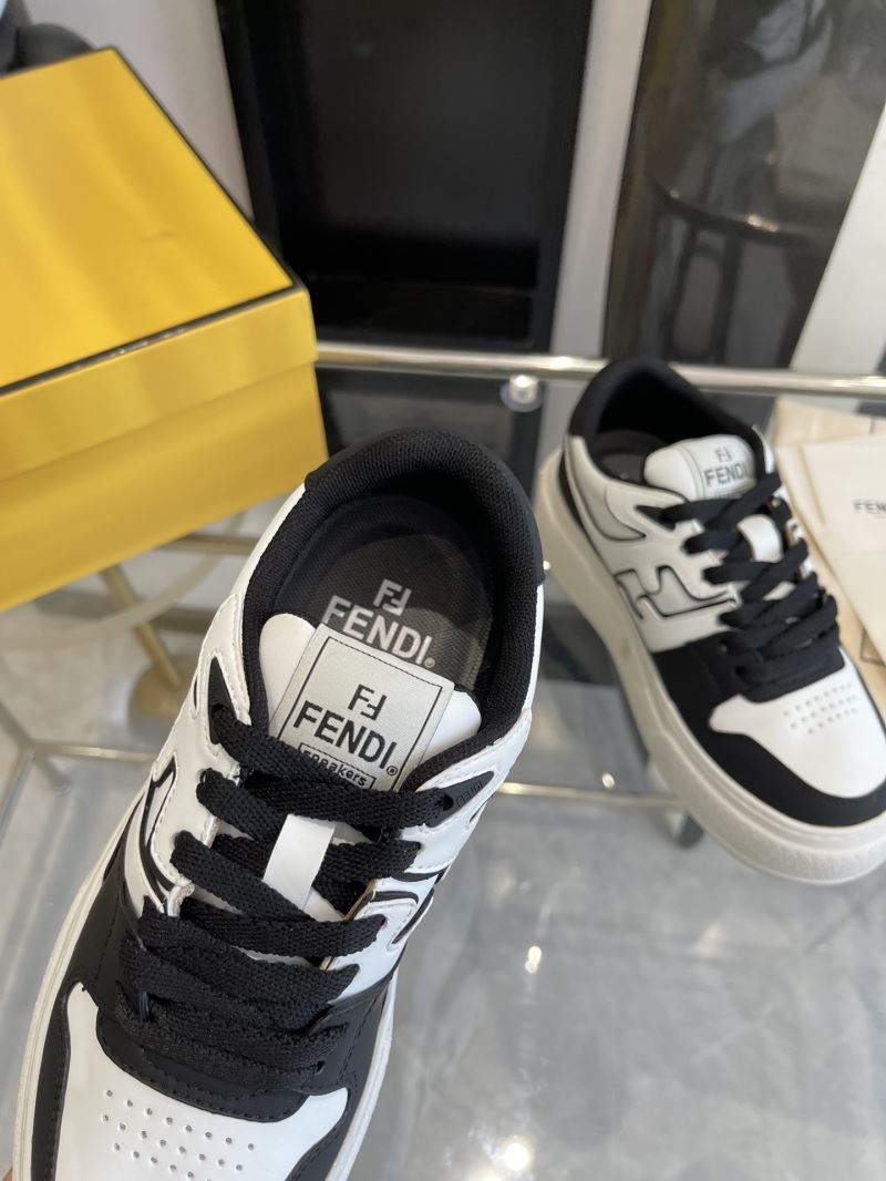 Fendi Low Shoes